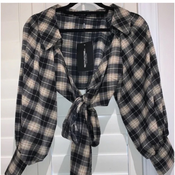🪞 NEW tie front bubble sleeve plaid wrap top - Picture 4 of 4